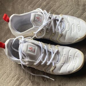 Nike White Air Vapormax Plus Lace-Up Sneakers with Red Logo and Cream Accents